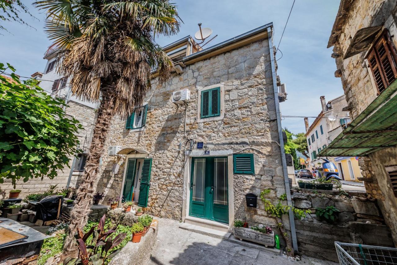 Apartman Luca Kaštela Exterior foto