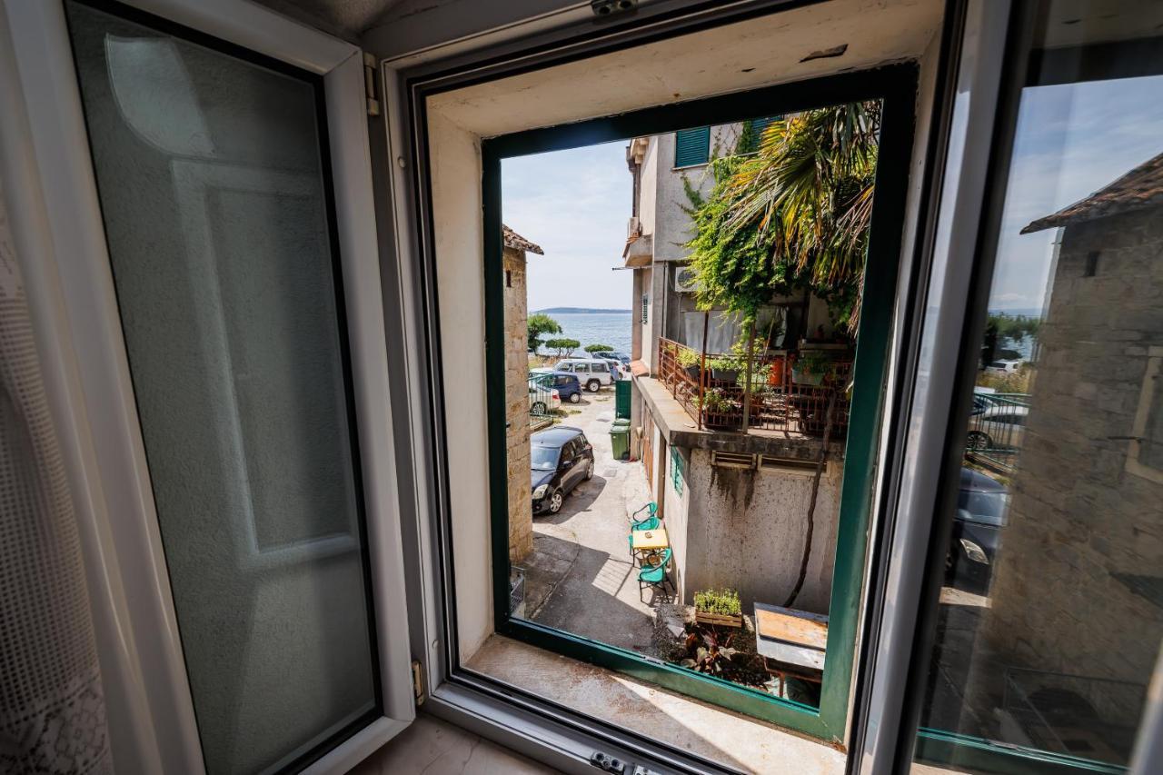 Apartman Luca Kaštela Exterior foto